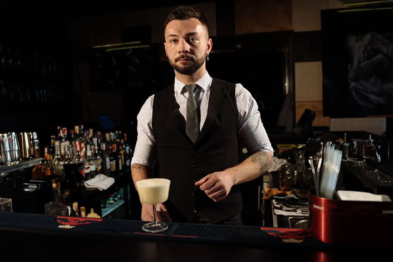 Waitstaff & bar